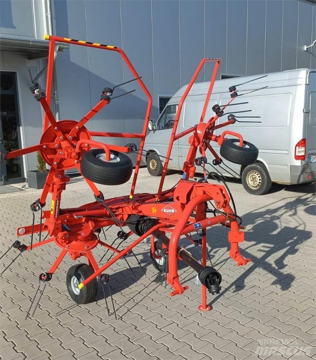Kuhn GF 422 Obracače a zhrabovače sena