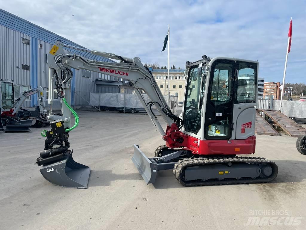 Takeuchi TB 335 R Mini rýpadlá < 7t