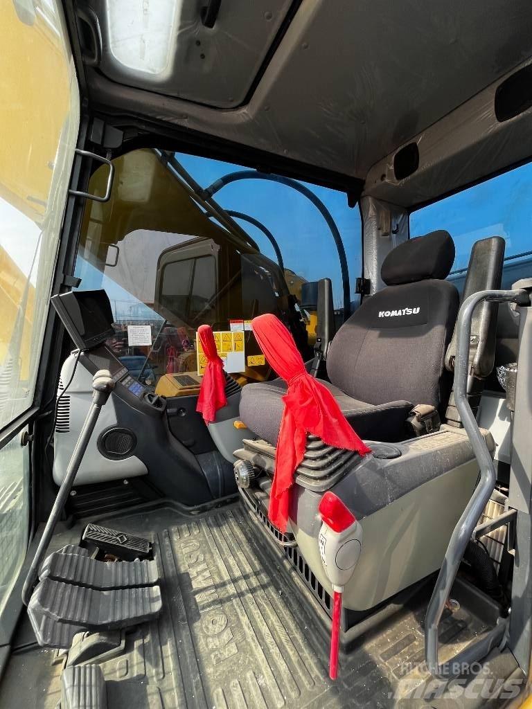 Komatsu PC 360 Pásové rýpadlá