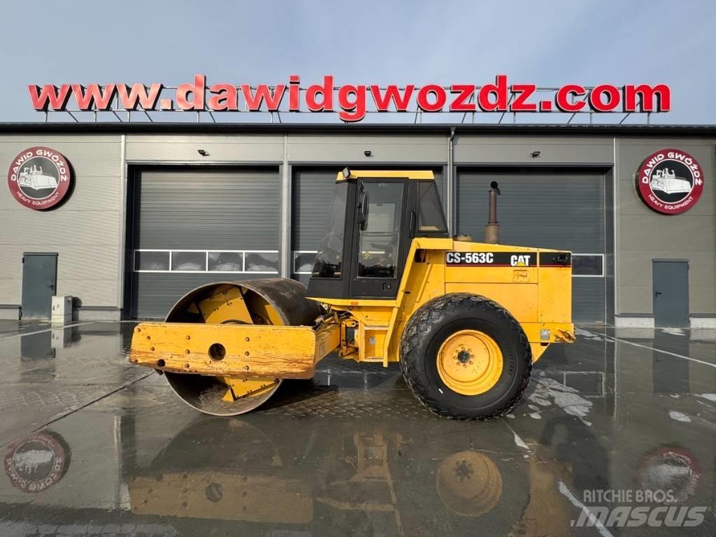 CAT CS 563 C Ťahačové valce