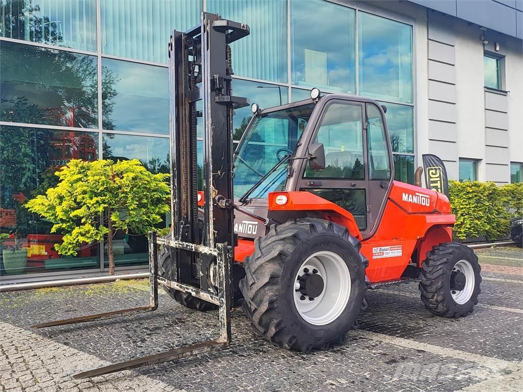 Manitou M26-4 Terénne vysokozdvižné vozíky