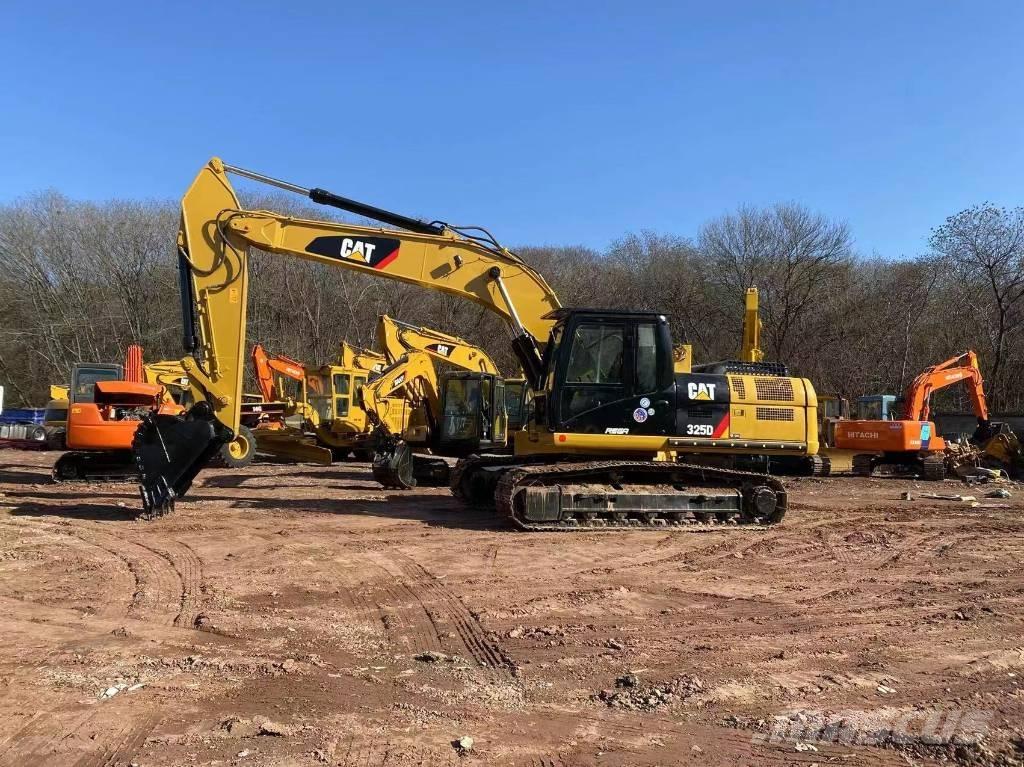 CAT 325D Pásové rýpadlá