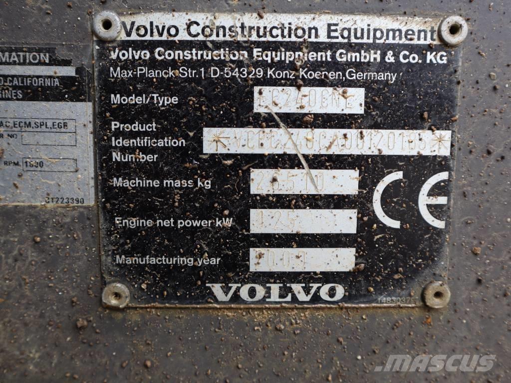 Volvo EC 240 C N L Pásové rýpadlá