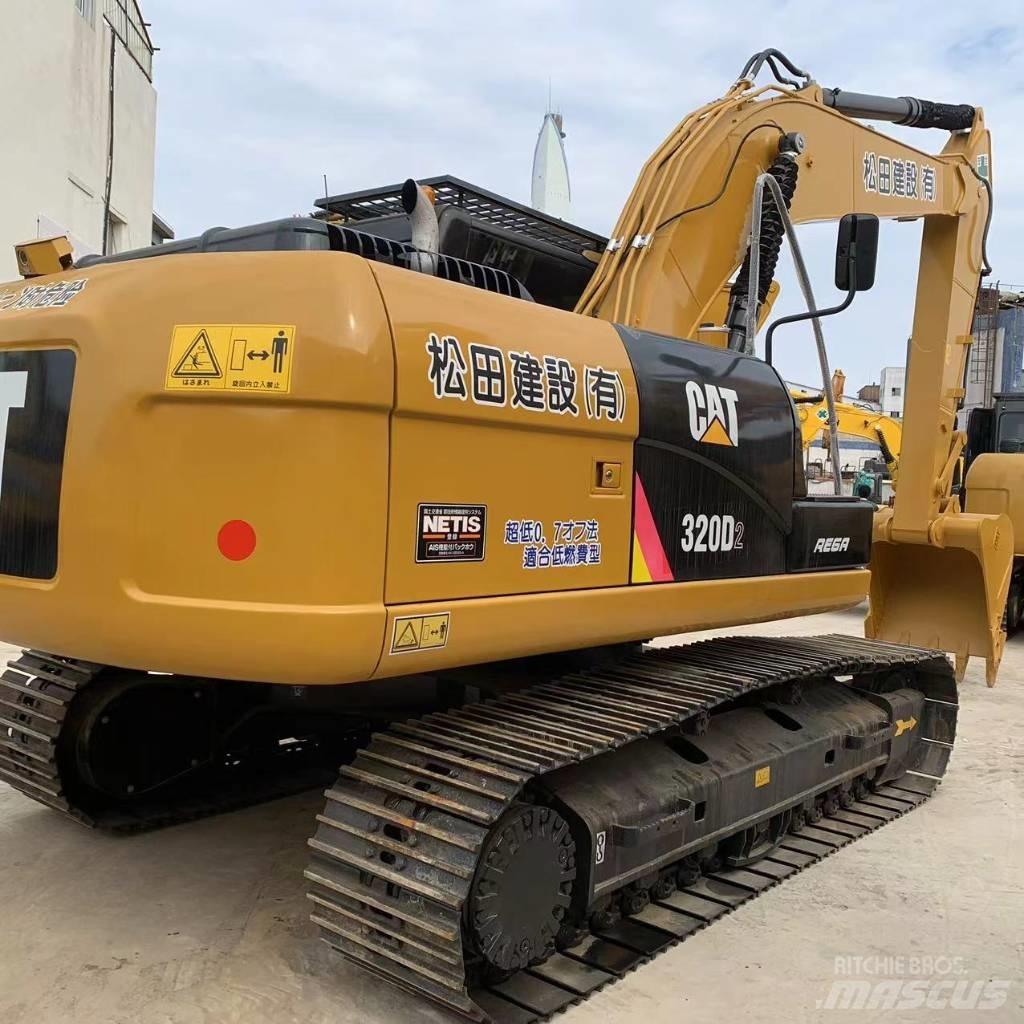 CAT 320 Pásové rýpadlá