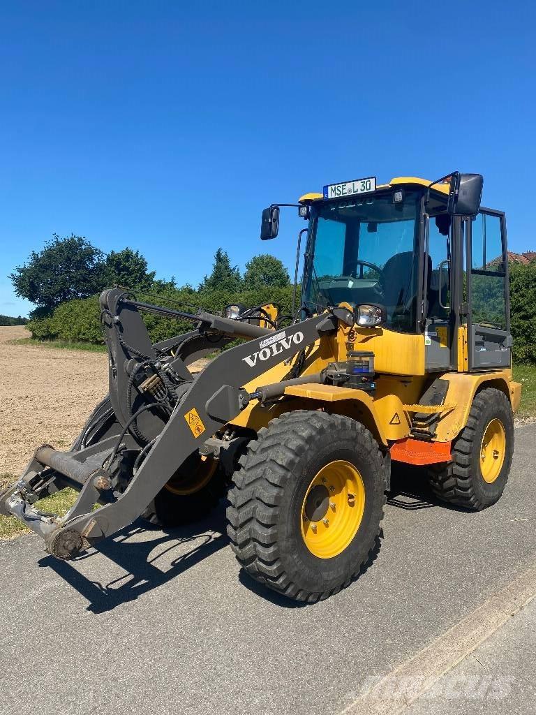 Volvo L30GS Kolesové nakladače