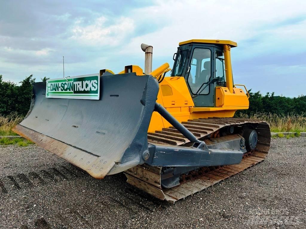 Komatsu D 65 PX-12 Pásové dozéry