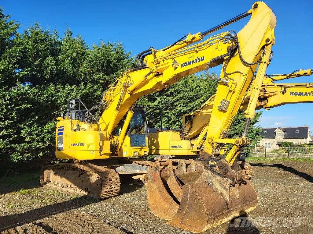 Komatsu PC228USLC-11 Pásové rýpadlá