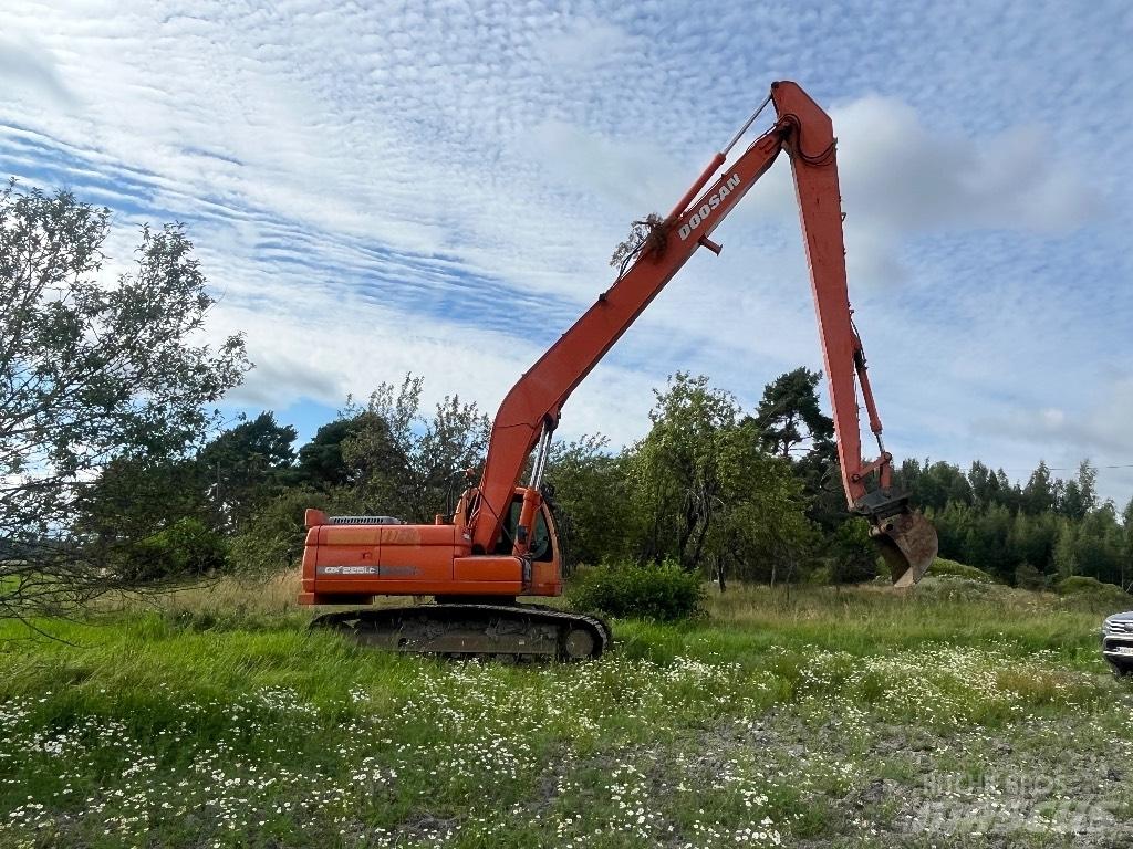 Doosan DX 225 LC Rýpadlá s dlhým dosahom