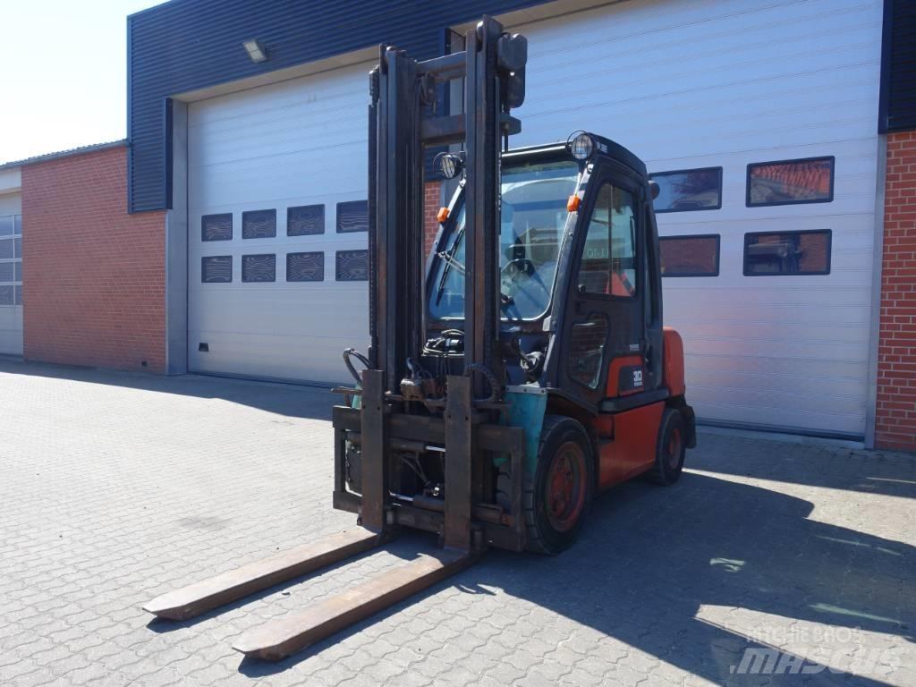 Nissan FGD 02A30Q Dieselové vozíky