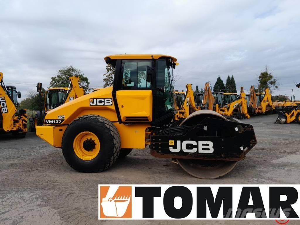 JCB Vibromax VM 137 Tandemové valce