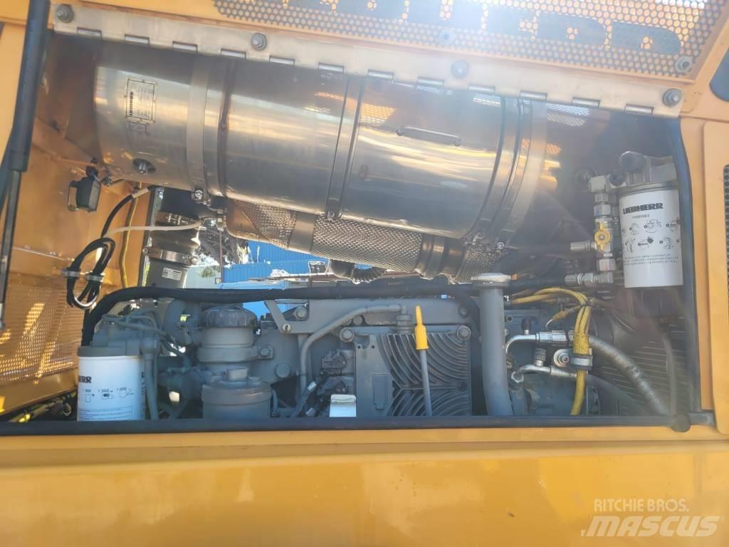 Liebherr PR 736 XL Pásové dozéry