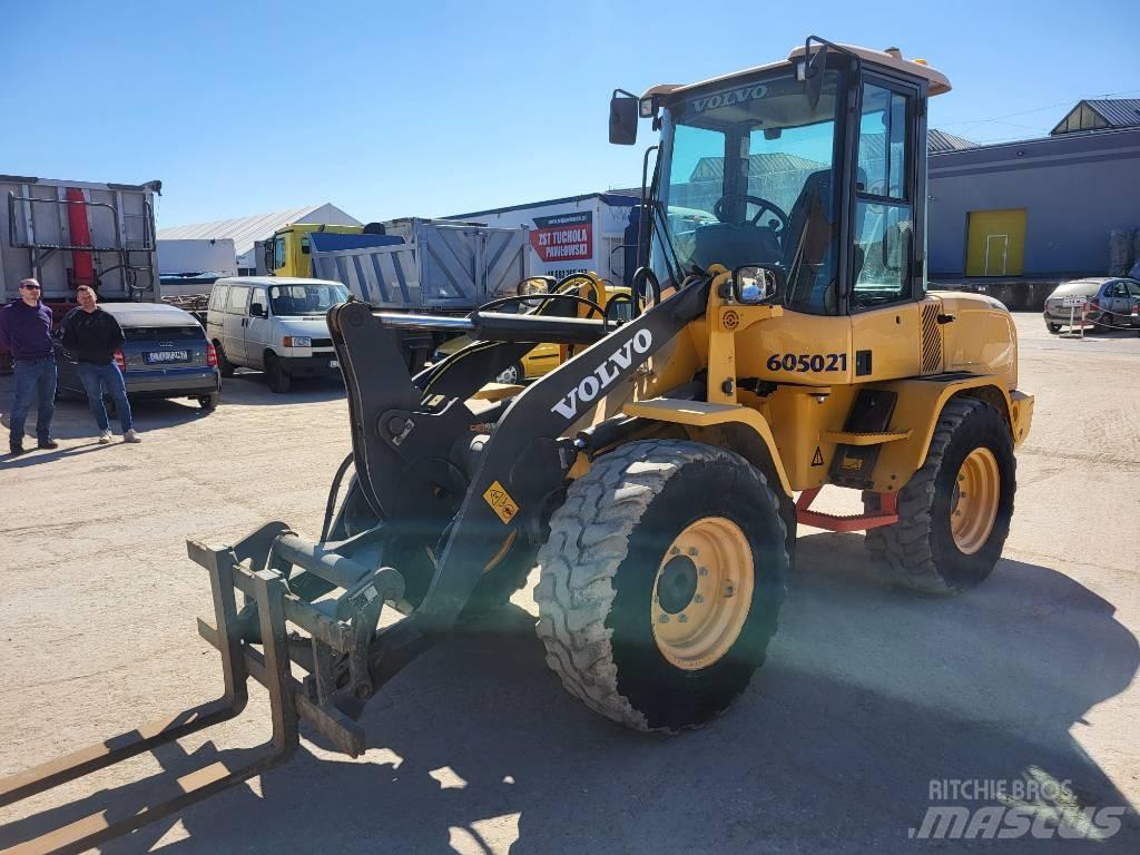 Volvo L 30 G Kolesové nakladače