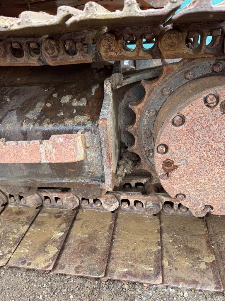Hitachi ZX 135 US-5B Pásové rýpadlá