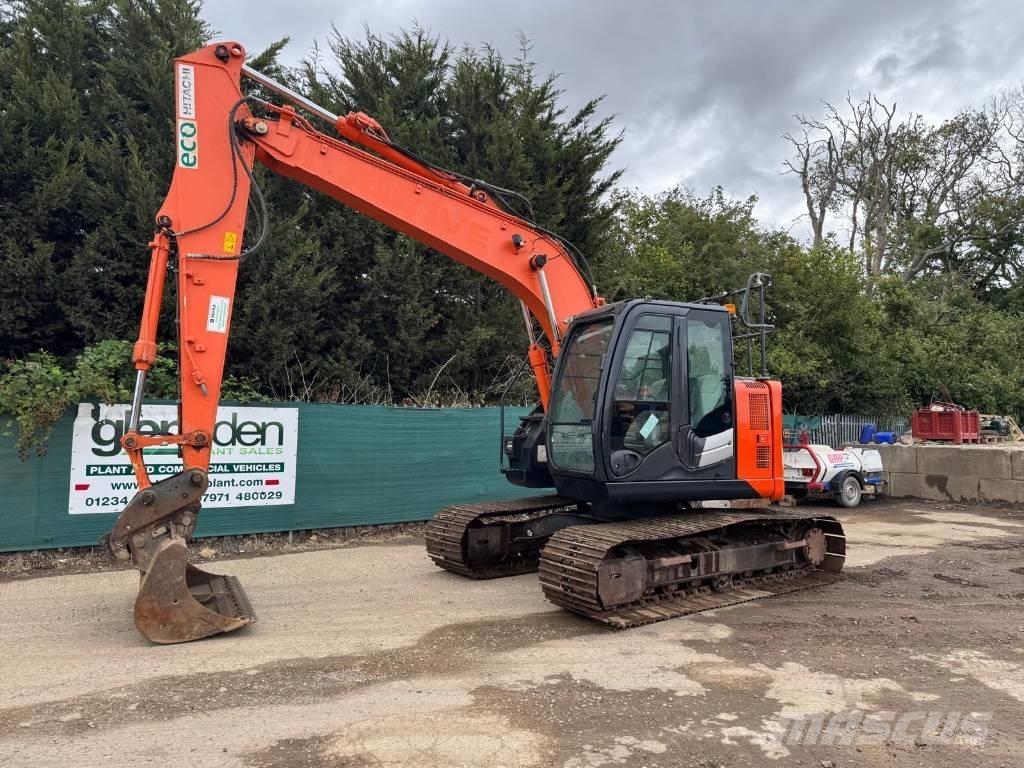 Hitachi ZX 135 US-5B Pásové rýpadlá