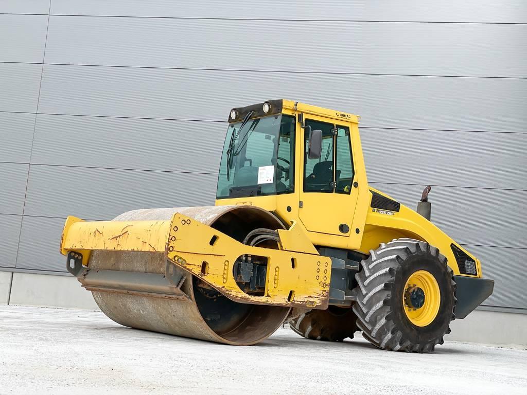Bomag BW 213 DH-4 Ťahačové valce
