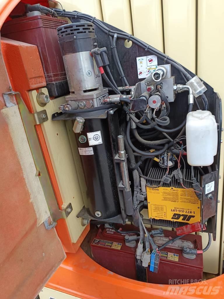 JLG Toucan 12 E Plus Kĺbové plošiny