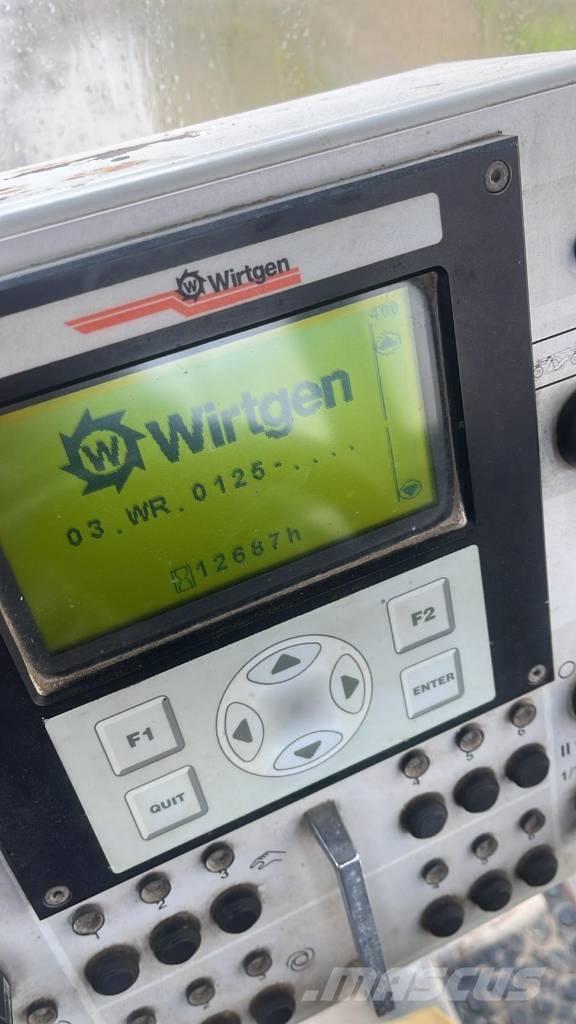 Wirtgen WR 2000 Recyklovače asfaltu