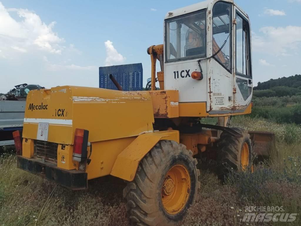 Mecalac 11 CX Kolesové rýpadlá