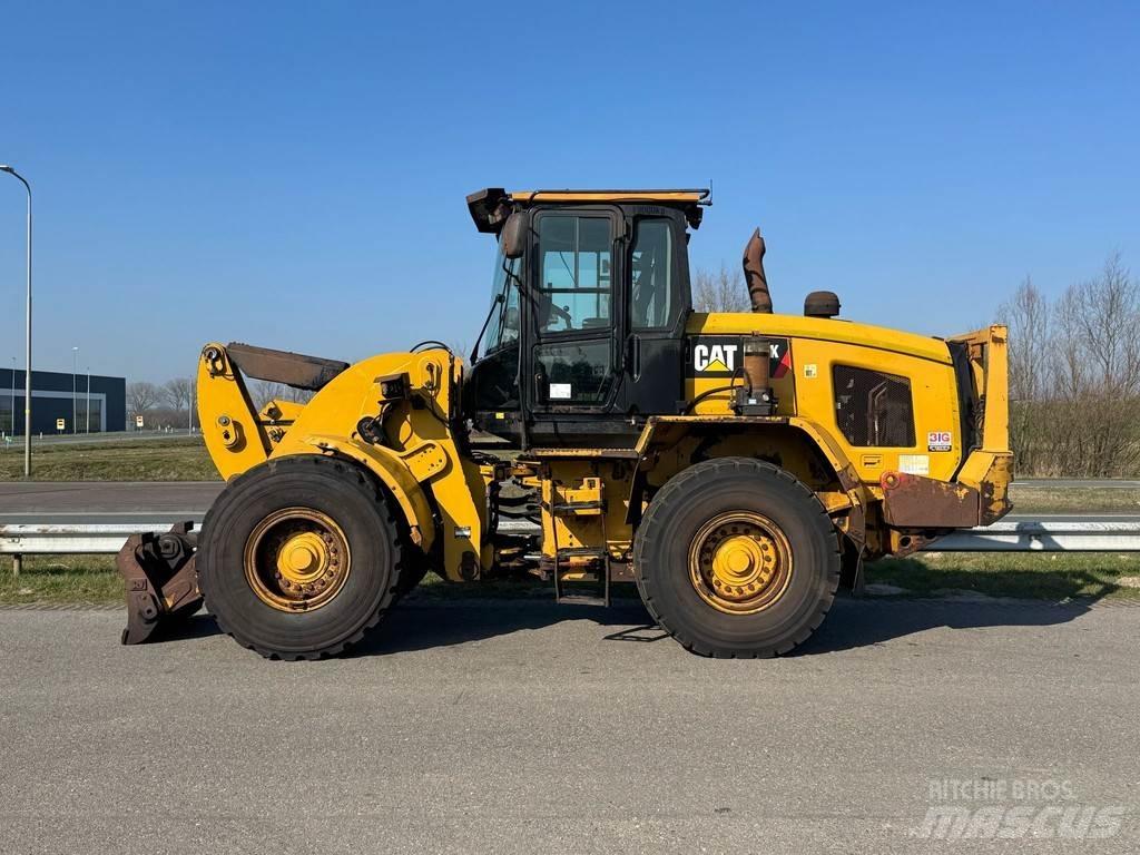 CAT 938K Kolesové nakladače