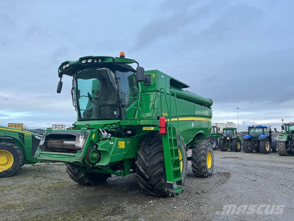 John Deere S 670 Kombinované zberacie stroje