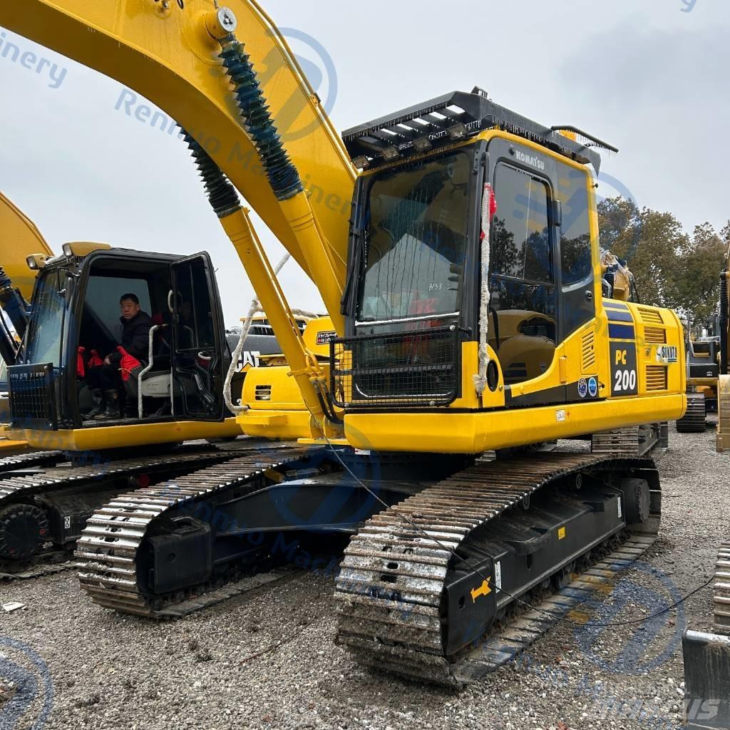 Komatsu PC200-8 Pásové rýpadlá