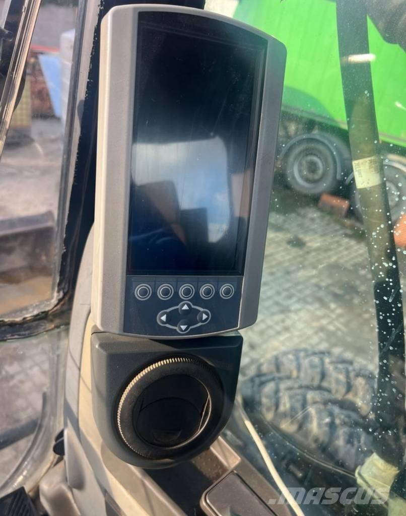 CAT M313D Kolesové rýpadlá