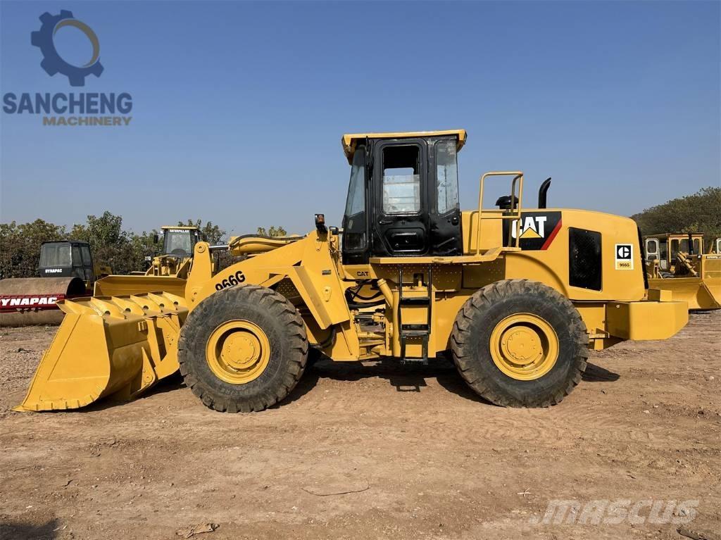 CAT 966 G Kolesové nakladače