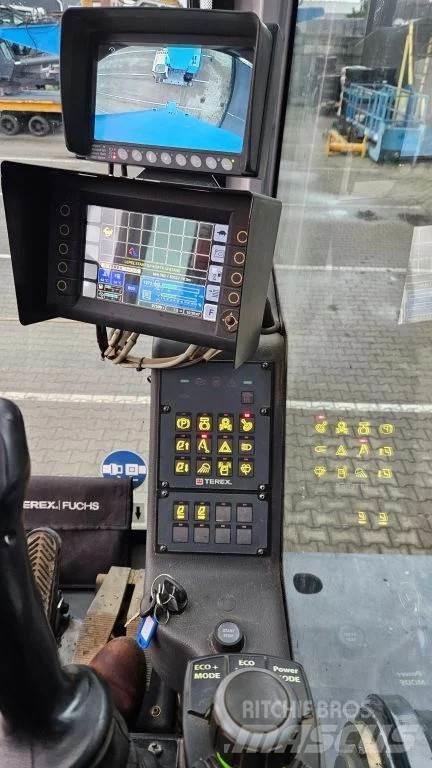 Fuchs MHL360 Stroje pre manipuláciu s odpadom