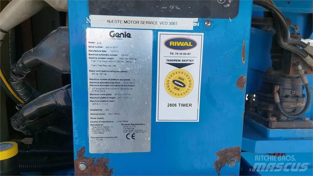 Genie S45 Teleskopické plošiny