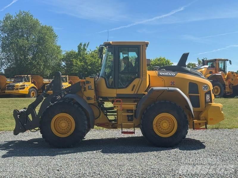 Volvo L 90 H Kolesové nakladače
