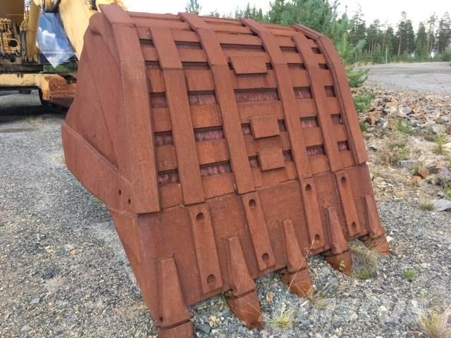 Komatsu PC 1000-1 Pásové rýpadlá