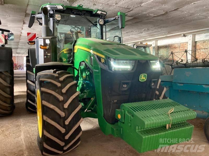 John Deere 8R370 Traktory