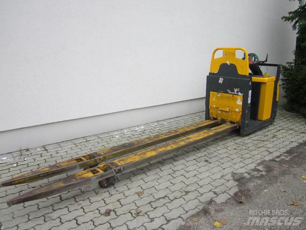Jungheinrich ECE230 Akumulátorové vozíky