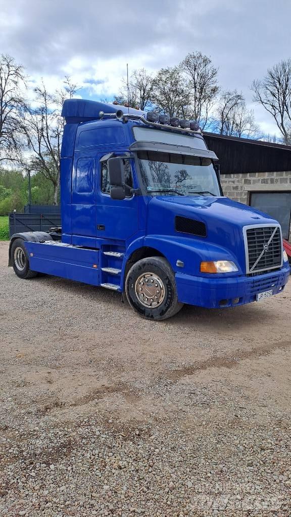 Volvo NH 12 Ťahače