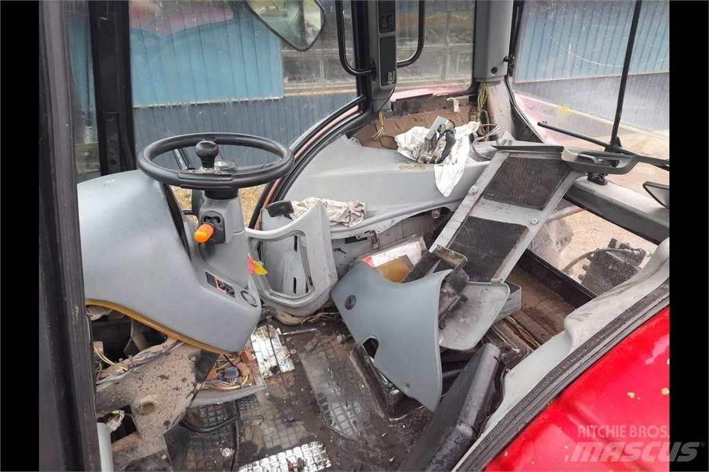 Valtra T202 Traktory