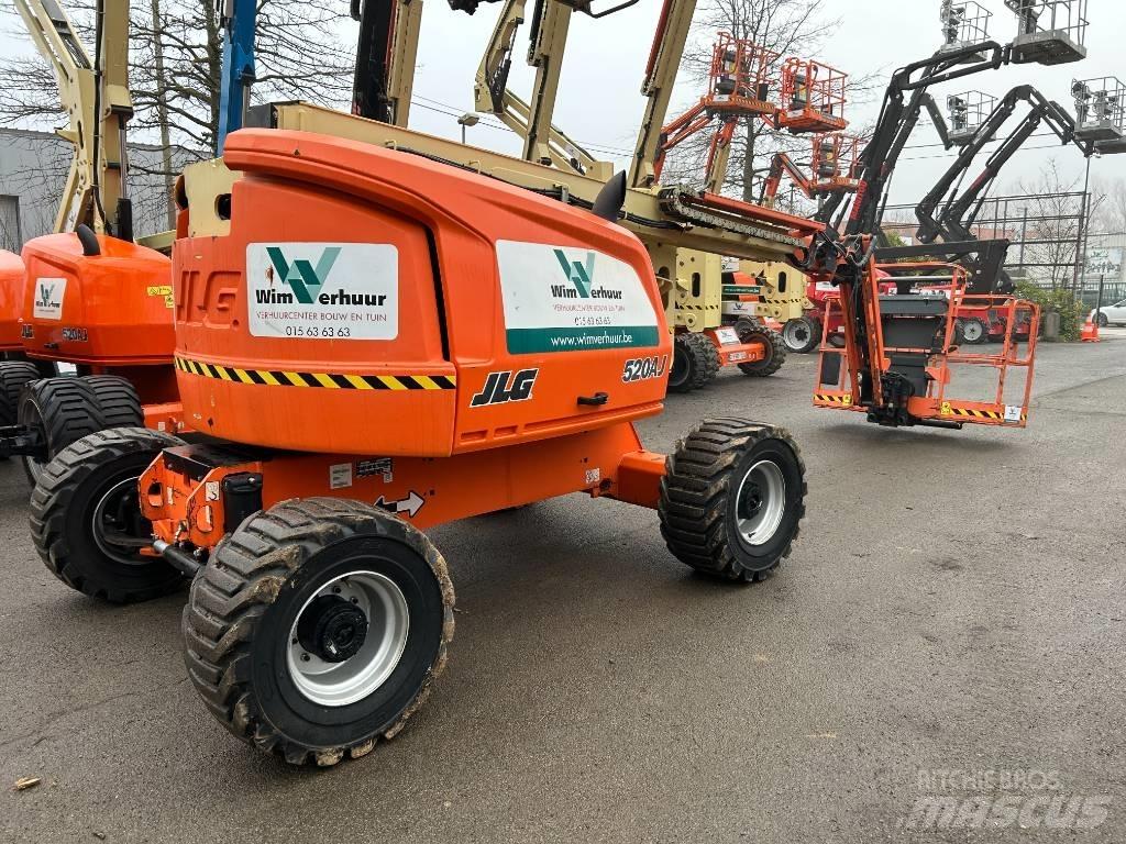 JLG 520 AJ Kĺbové plošiny