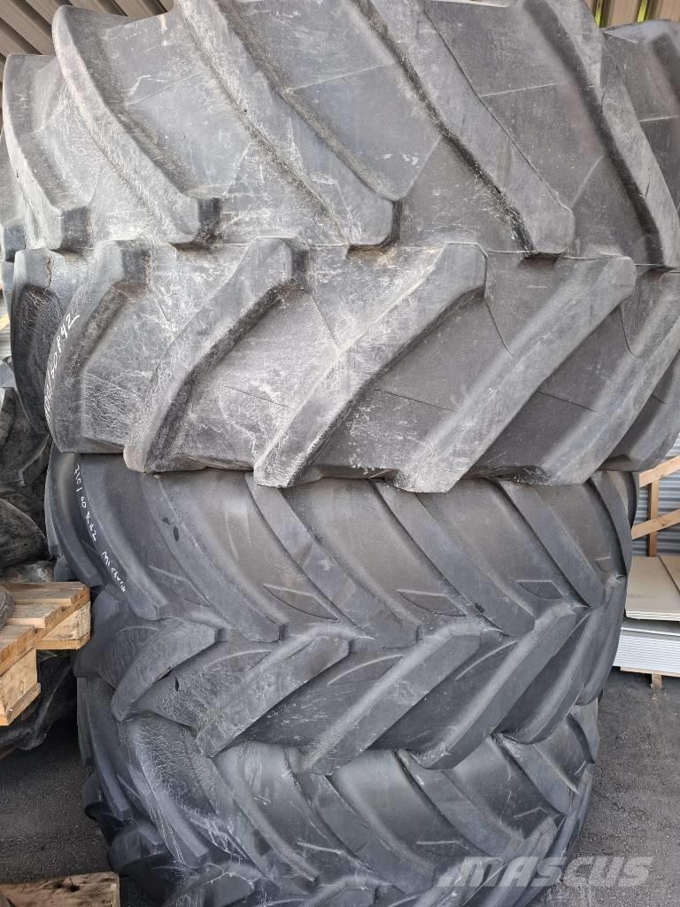  Käytetyt renkaat Pneumatiky, kolesá a ráfiky