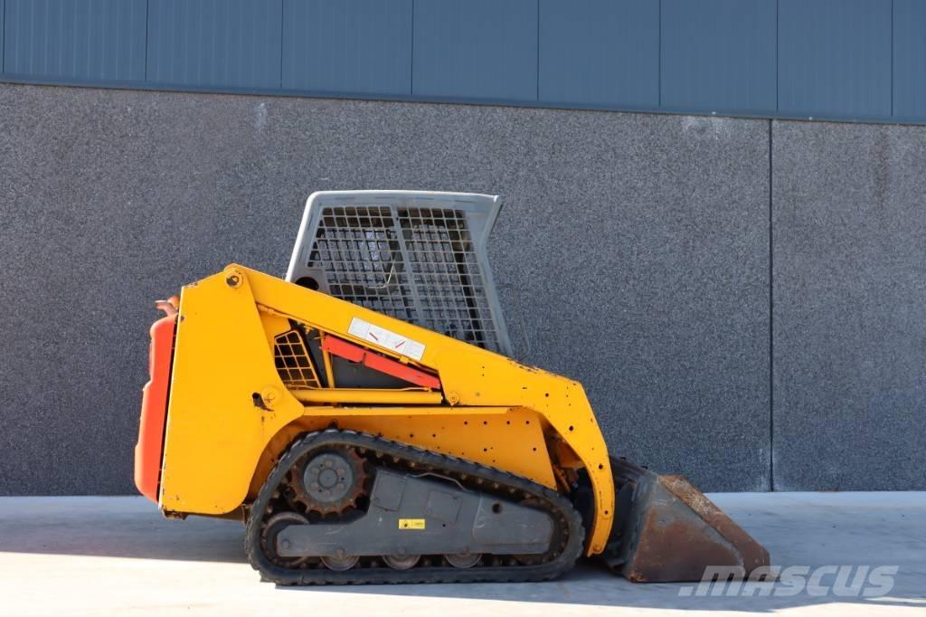 Bobcat T 140 Šmykom riadené nakladače