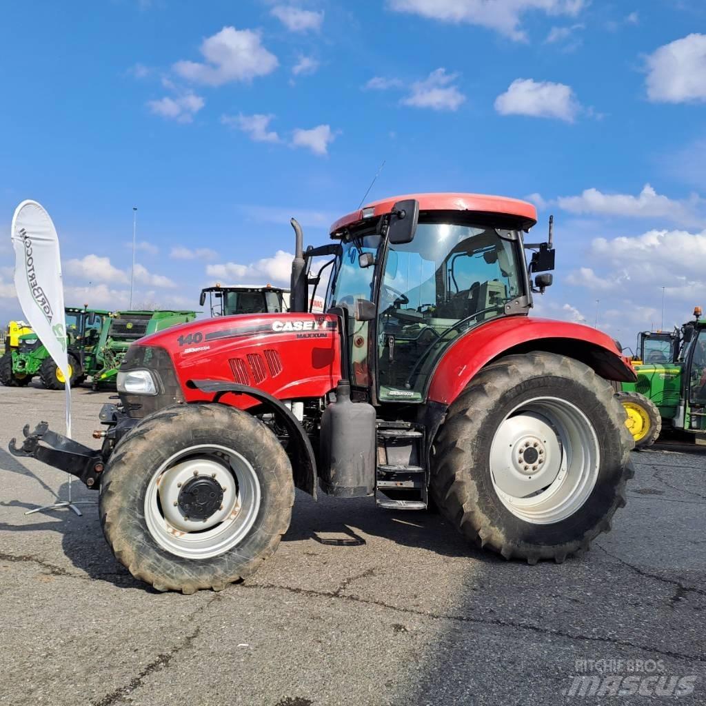 CASE 140 MAXXUM Traktory