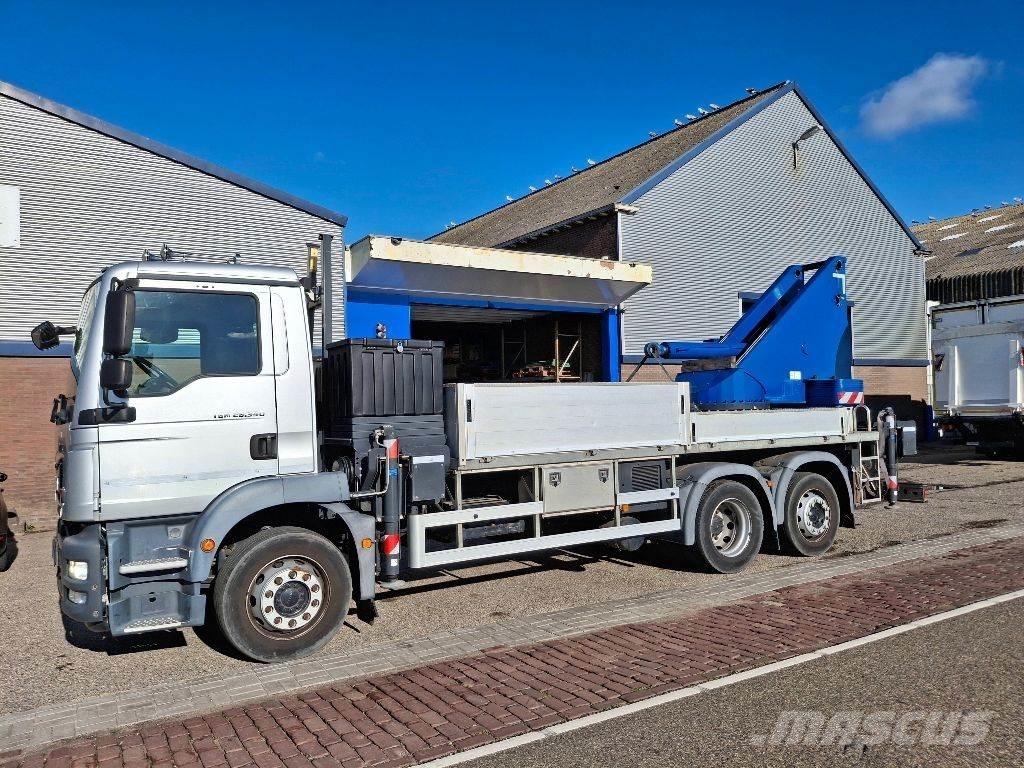 MAN TGM 26.340 6x2 Skriňová nadstavba
