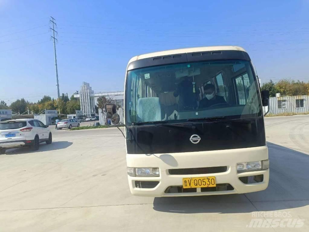 Nissan Civilian Medzimestské autobusy