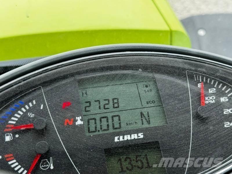 CLAAS AXION 830 Traktory