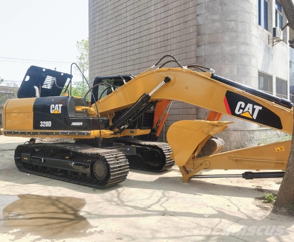 CAT 320 D Pásové rýpadlá