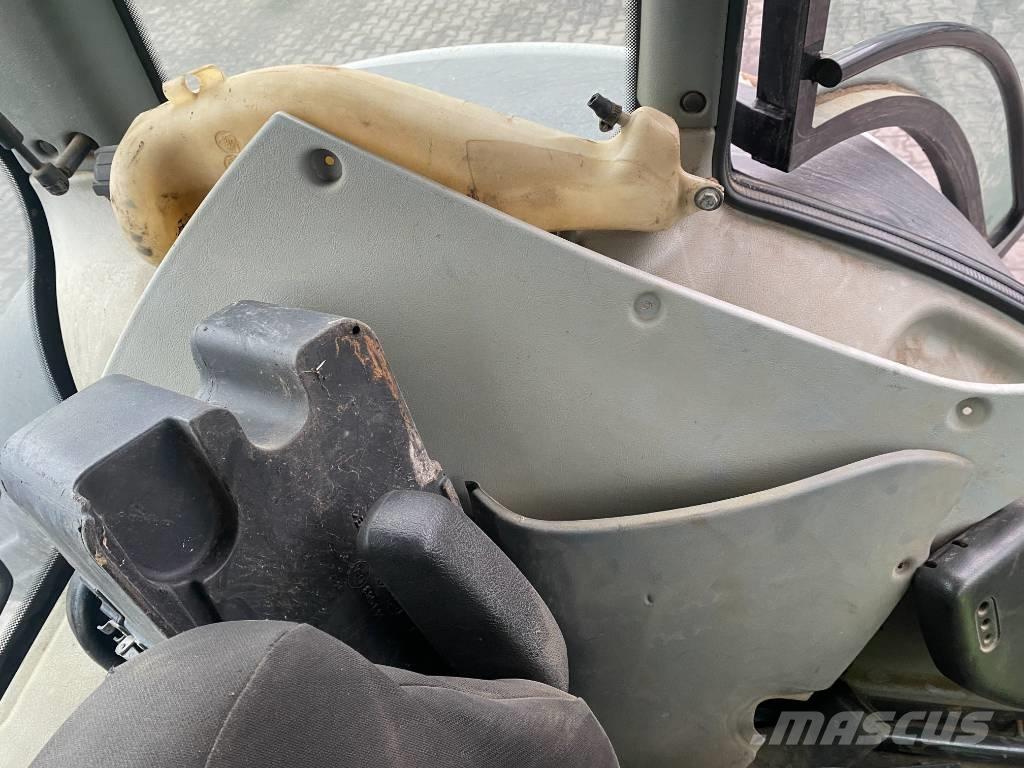 Valtra T 161 Traktory