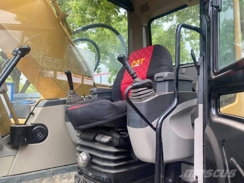 CAT 320 C L Pásové rýpadlá