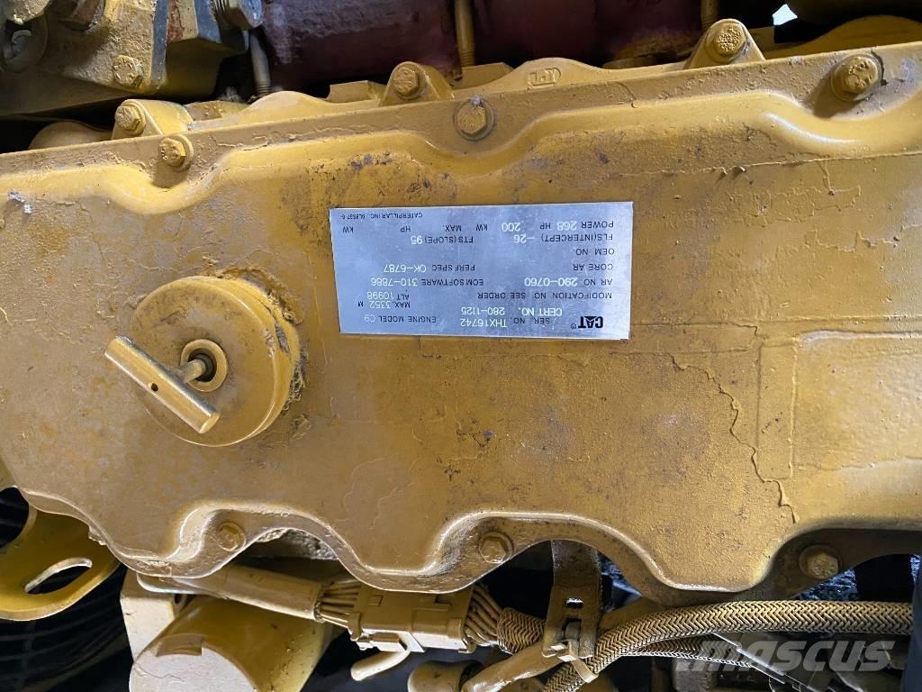 CAT 330 D Pásové rýpadlá