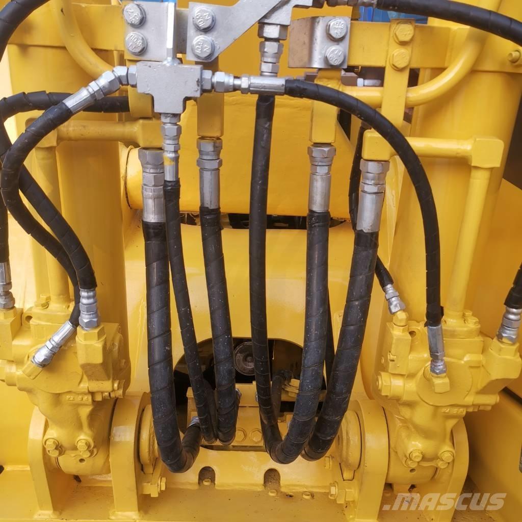 Komatsu PC 130 Pásové rýpadlá
