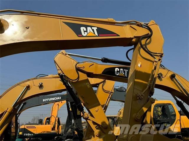 CAT 320 C L Pásové rýpadlá