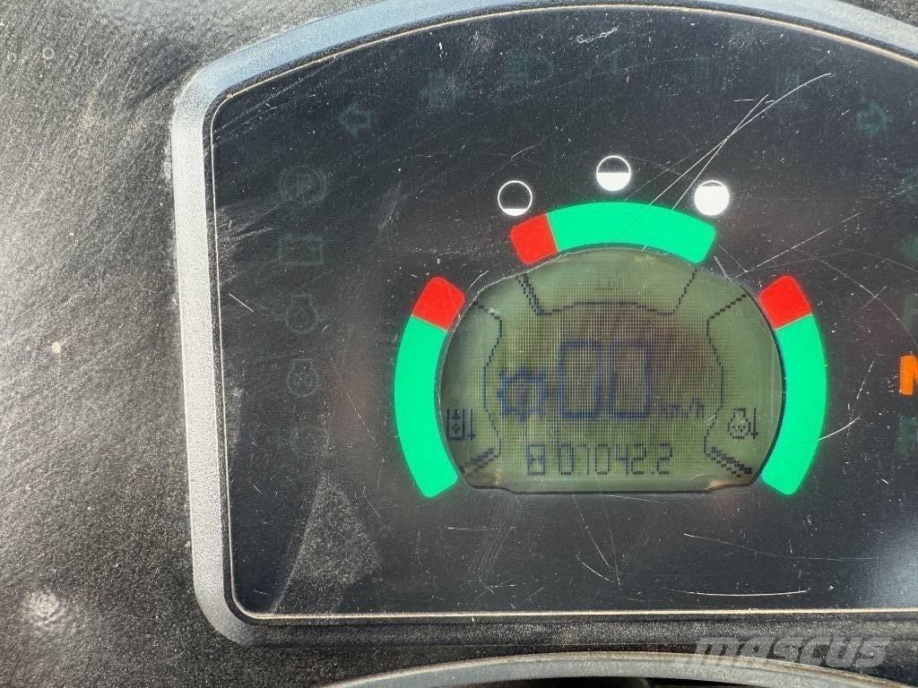 CAT 908 H Kolesové nakladače