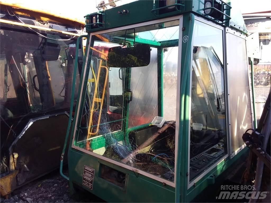 Gremo 950hpv Kabíny a interiér